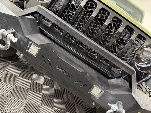 Used 2023 Jeep Wrangler Unlimited w/ Cold Weather Group AWD/4WD image 22