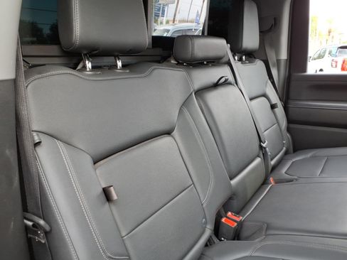 Used 2022 Chevrolet Silverado 2500 LTZ w/ LTZ Plus Package AWD/4WD image 15