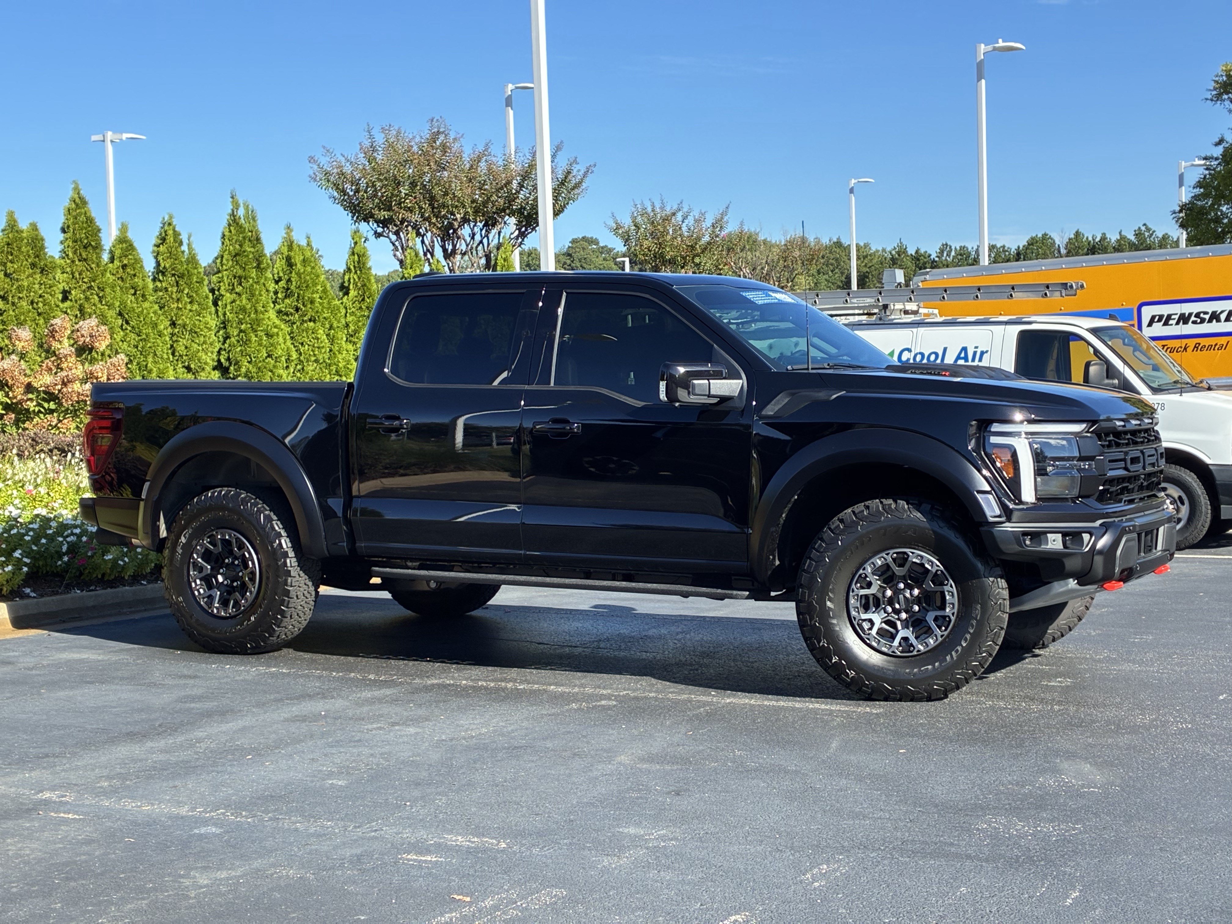 Used 2026 Ford F150 Raptor w/ Equipment Group 803A Raptor R AWD/4WD image 3