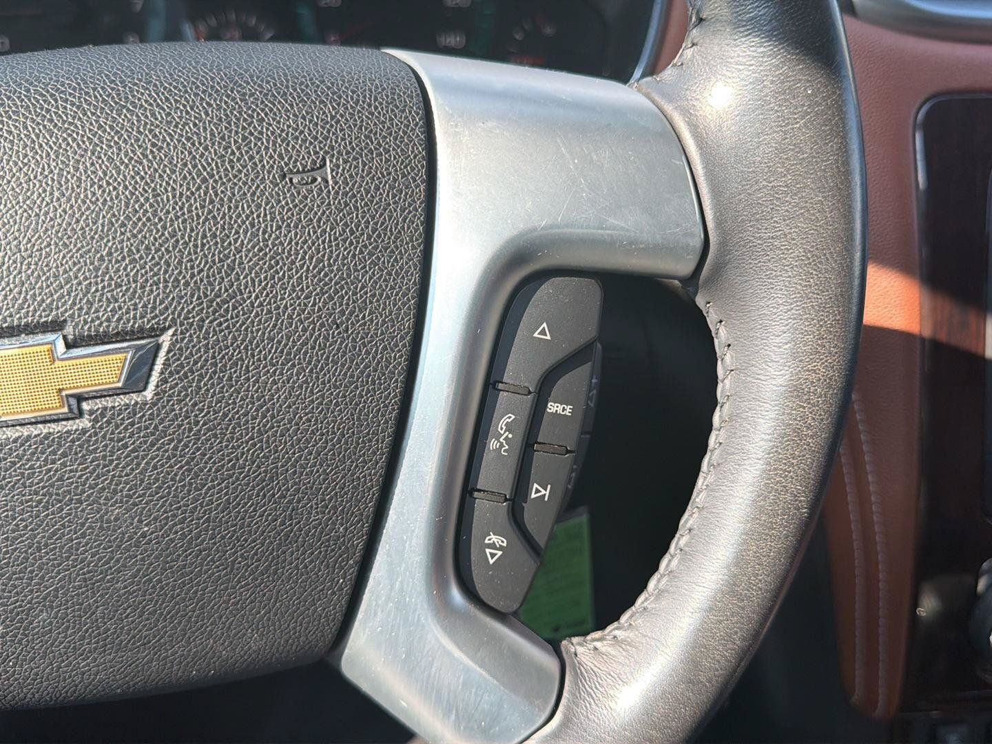 Used 2017 Chevrolet Traverse Premier FWD image 13
