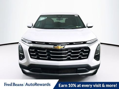 New 2026 Chevrolet Equinox LT image 2