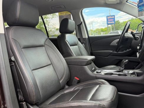 Used 2020 Chevrolet Traverse LT w/ LT Premium Package AWD/4WD image 15