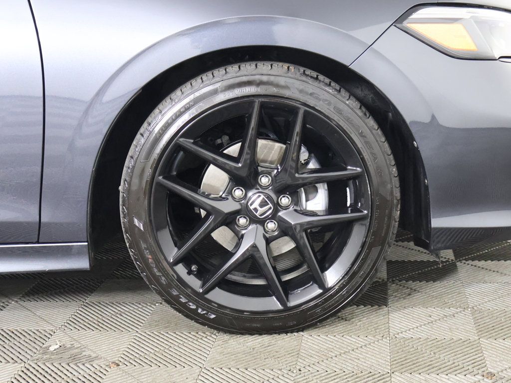Certified 2025 Honda Civic Sport image 19