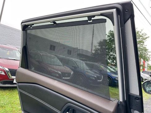 Certified 2023 Nissan Rogue SV image 13