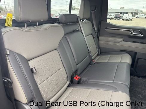 Used 2025 Chevrolet Silverado 1500 ZR2 image 30