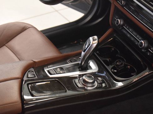 Used 2013 BMW 528i Sedan RWD image 48