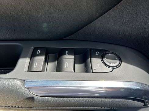 New 2026 Chevrolet Traverse LT w/ Sun and Wheel Package image 17