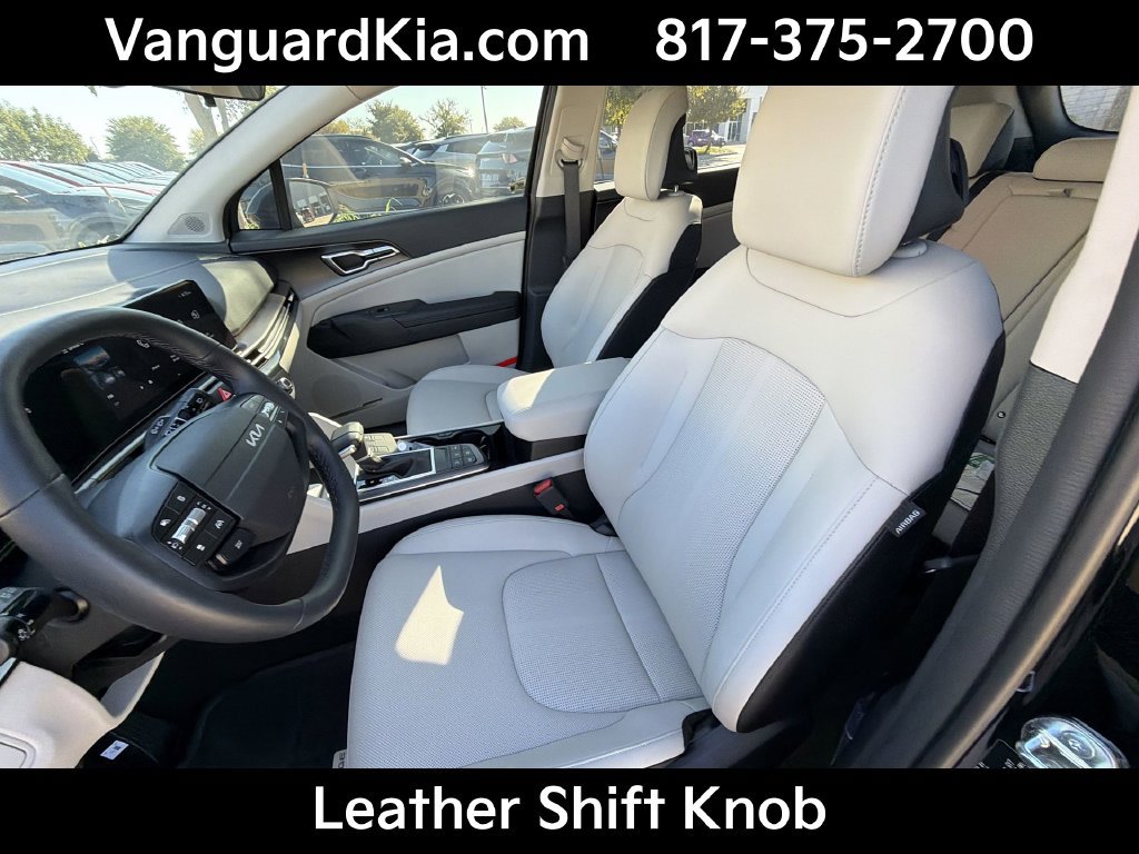 Certified 2026 Kia Sportage EX FWD image 15