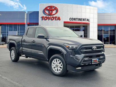 New 2025 Toyota Tacoma SR5