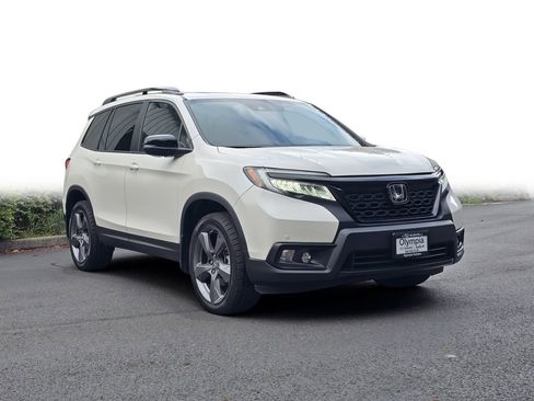 Used 2019 Honda Passport Touring image 1