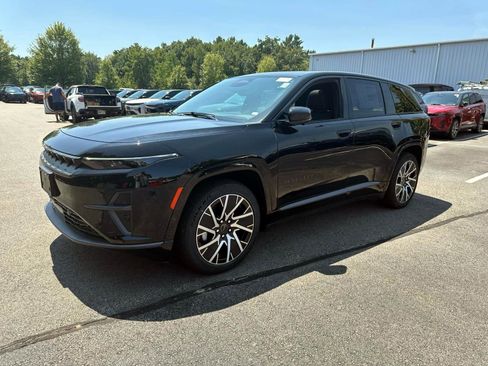 New 2025 Jeep Wagoneer S Limited image 4
