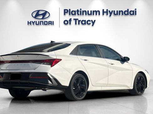 New 2026 Hyundai Elantra SEL Sport Premium FWD image 4