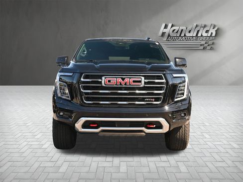 Used 2026 GMC Yukon XL AT4 image 5