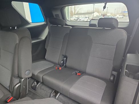 Used 2023 Chevrolet Traverse LT w/ LPO, Floor Liner Package image 7