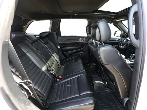 Used 2018 Jeep Grand Cherokee Limited image 23