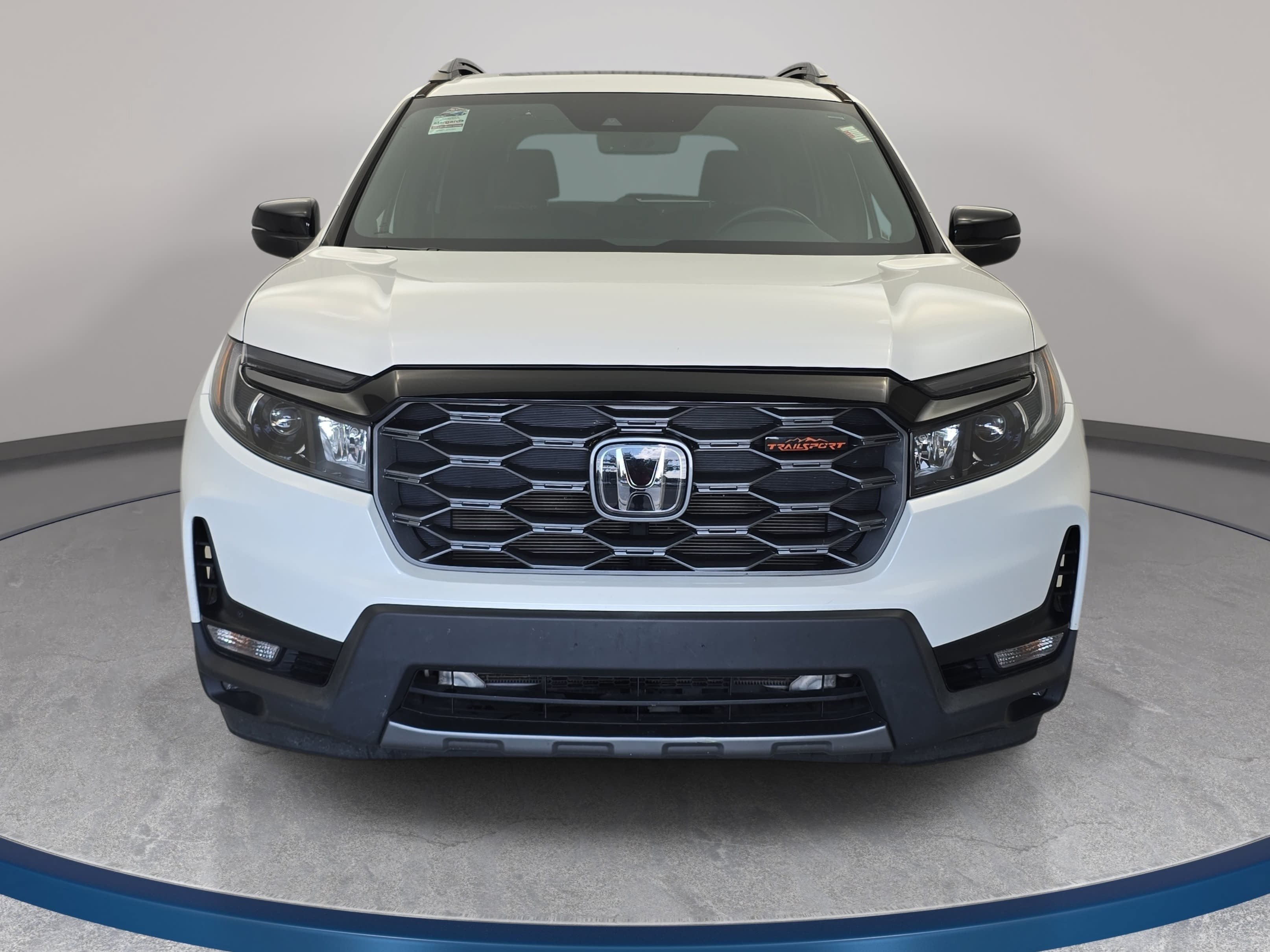 Certified 2024 Honda Passport TrailSport image 2