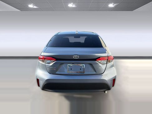 Certified 2025 Toyota Corolla LE FWD image 10