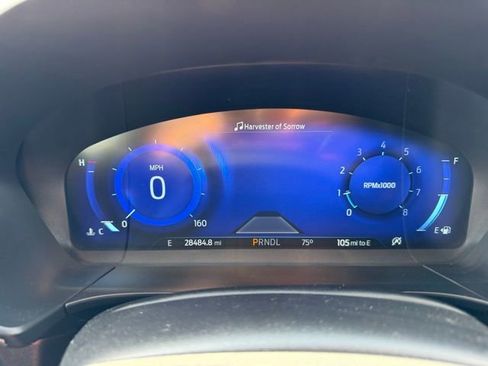 Used 2022 Ford Escape Titanium w/ Class II Trailer Tow Package image 22