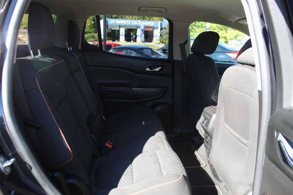 Used 2017 GMC Acadia SLE w/ Driver Alert Package I AWD/4WD image 28
