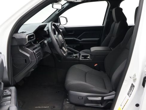 Used 2025 Toyota 4Runner SR5 image 14