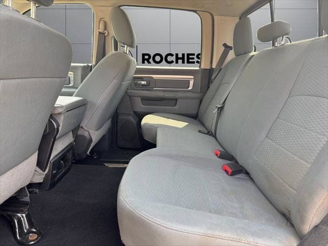 Used 2018 RAM 1500 Classic SLT AWD/4WD image 74