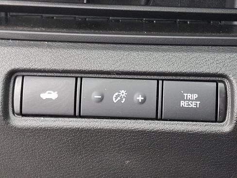 Certified 2025 Nissan Altima 2.5 S FWD image 24