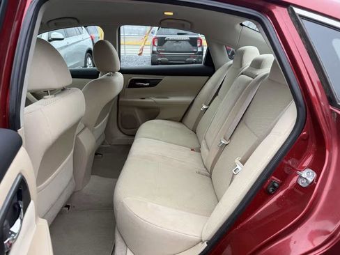 Used 2014 Nissan Altima 2.5 SV FWD image 12