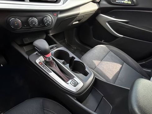 Used 2024 Chevrolet Trax RS w/ Driver Confidence Package FWD image 14