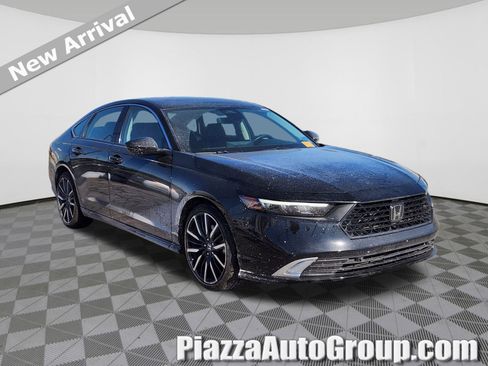 Certified 2023 Honda Accord Touring image 1