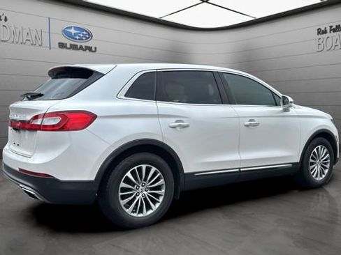Used 2016 Lincoln MKX Select w/ Select Plus Package FWD image 4