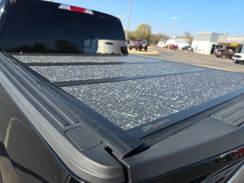 Used 2018 Ford F150 Platinum w/ Equipment Group 701A Luxury image 11