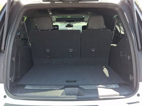 Used 2023 GMC Yukon XL AT4 w/ LPO, Floor Liner Package AWD/4WD image 30