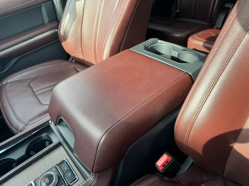 Used 2024 Ford Expedition Max Limited image 21