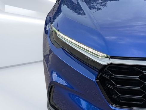 Used 2024 Honda CR-V EX image 10