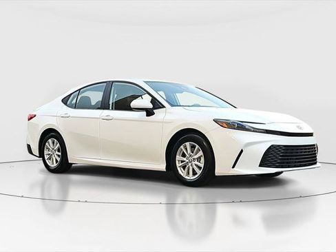 Certified 2025 Toyota Camry LE w/ Convenience Package FWD image 3