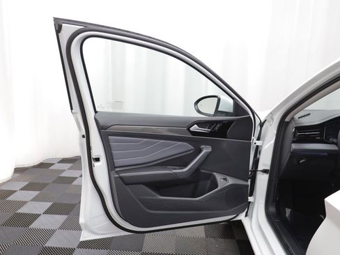 New 2026 Volkswagen Jetta SEL image 4