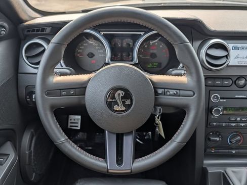 Used 2009 Ford Mustang Shelby GT500 RWD image 17