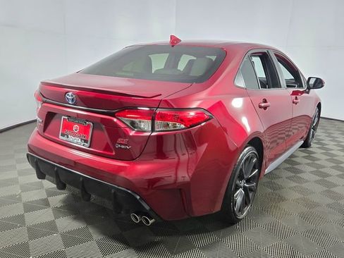 Used 2025 Toyota Corolla SE image 8