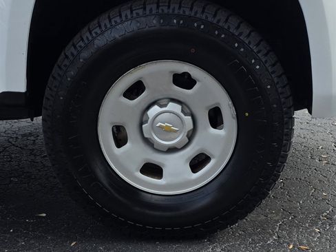 Used 2017 Chevrolet Colorado W/T w/ WT Convenience Package image 34