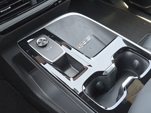 New 2026 Buick Enclave Sport Touring w/ Power Package image 17