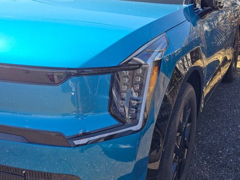 New 2026 Kia EV9 Land image 6