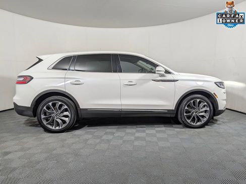 Used 2023 Lincoln Nautilus Reserve FWD image 2
