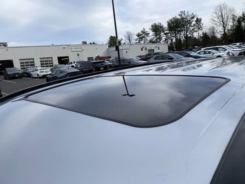 Certified 2025 Toyota Highlander XSE AWD/4WD image 15