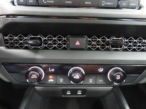 Used 2024 Honda Accord LX image 23