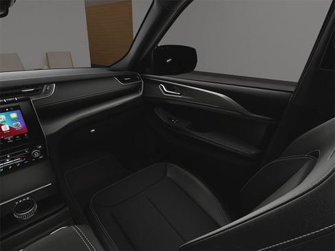 New 2025 Jeep Grand Cherokee Altitude image 21