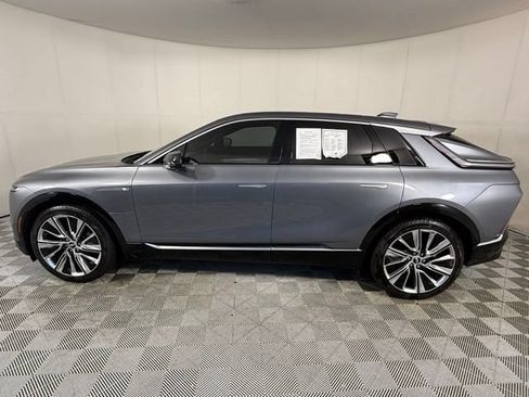 Certified 2023 Cadillac Lyriq 2WD image 3