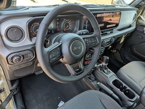 New 2026 Jeep Gladiator Willys AWD/4WD image 10