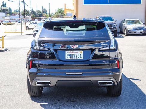 Used 2024 Cadillac XT4 Sport w/ Cold Weather Package FWD image 10