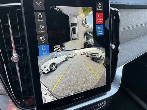 New 2026 Volvo XC90 T8 Ultra w/ Protection Package Premier AWD/4WD image 21