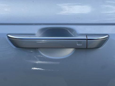 New 2027 Kia Carnival SX Prestige FWD image 16